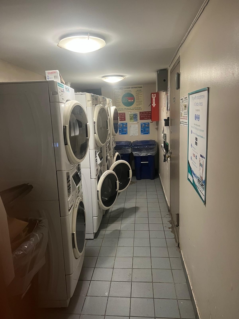 E 87th Street / York Avenue - Photo 6