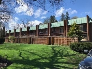 1223 James Street - Photo 3
