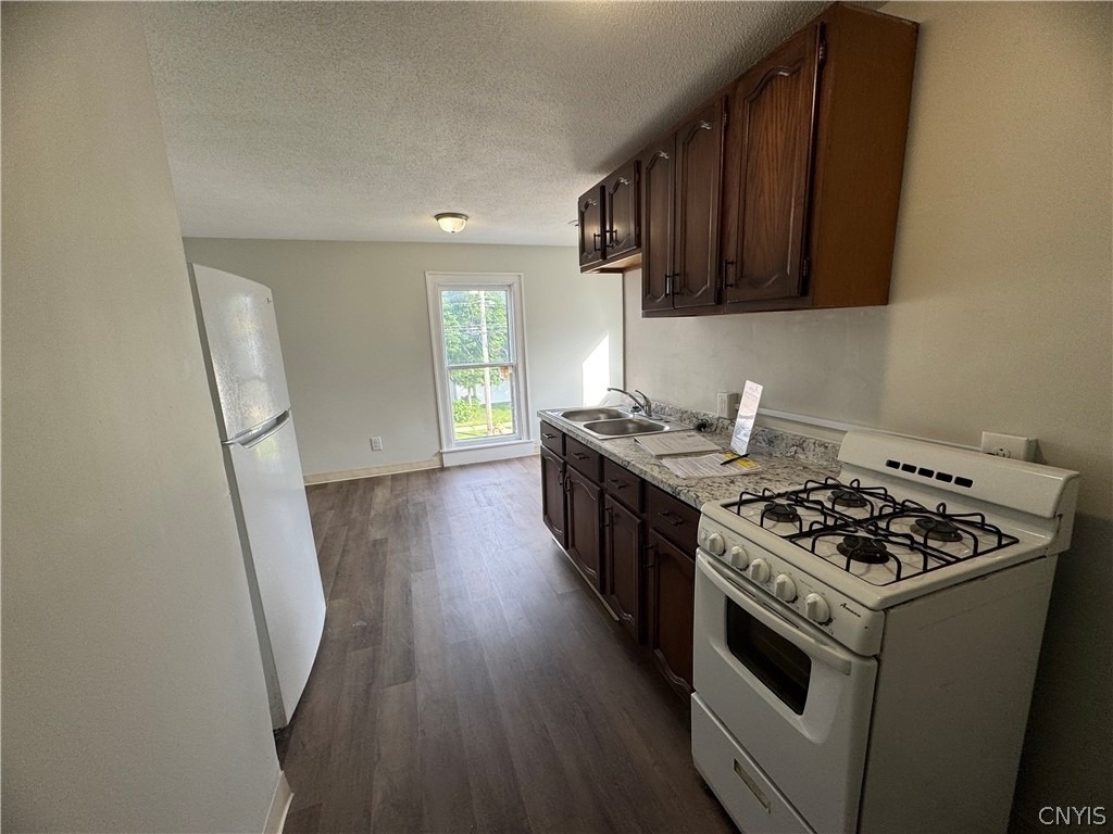 604 Court Street - Photo 16