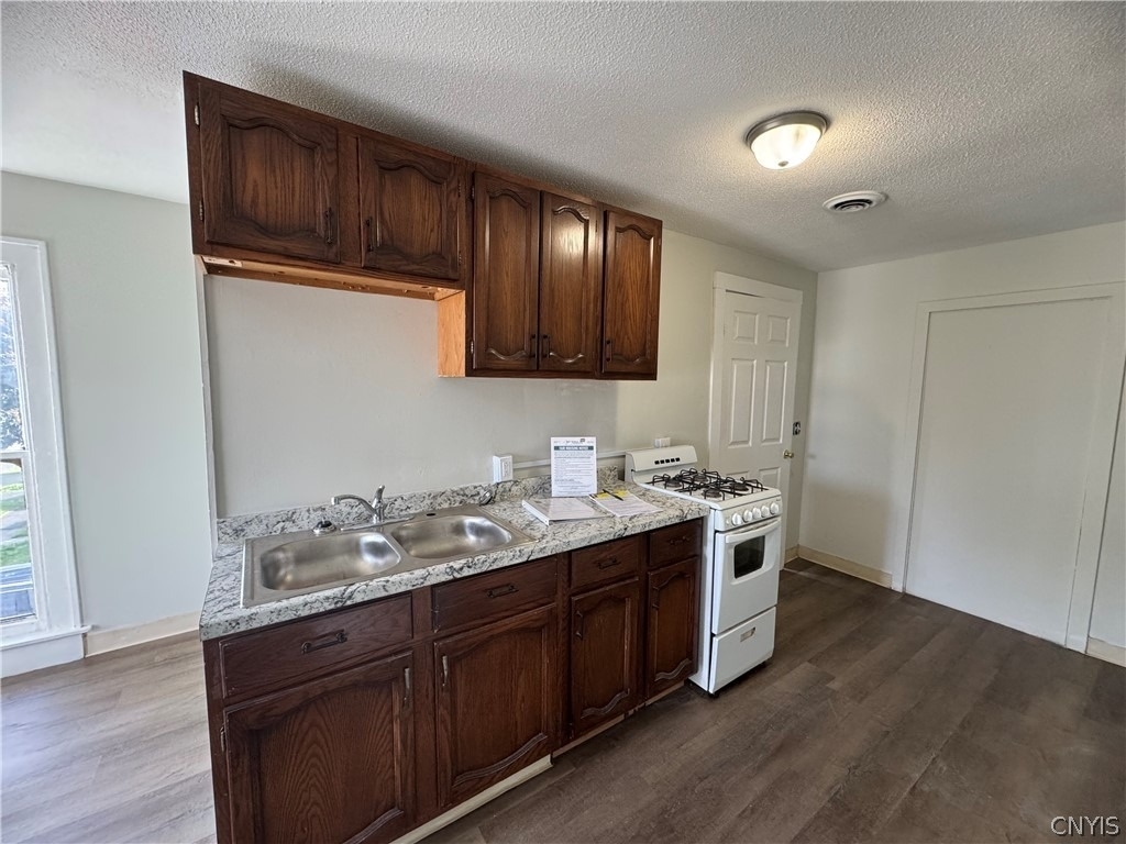 604 Court Street - Photo 22