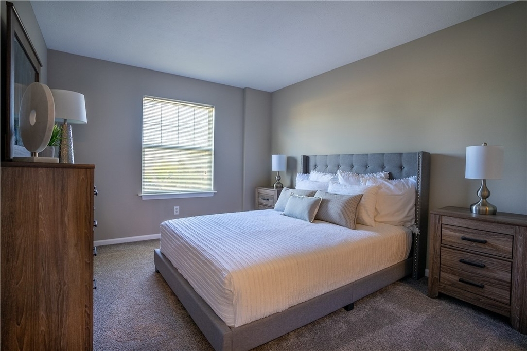 744 Royal Sunset Drive - Photo 9