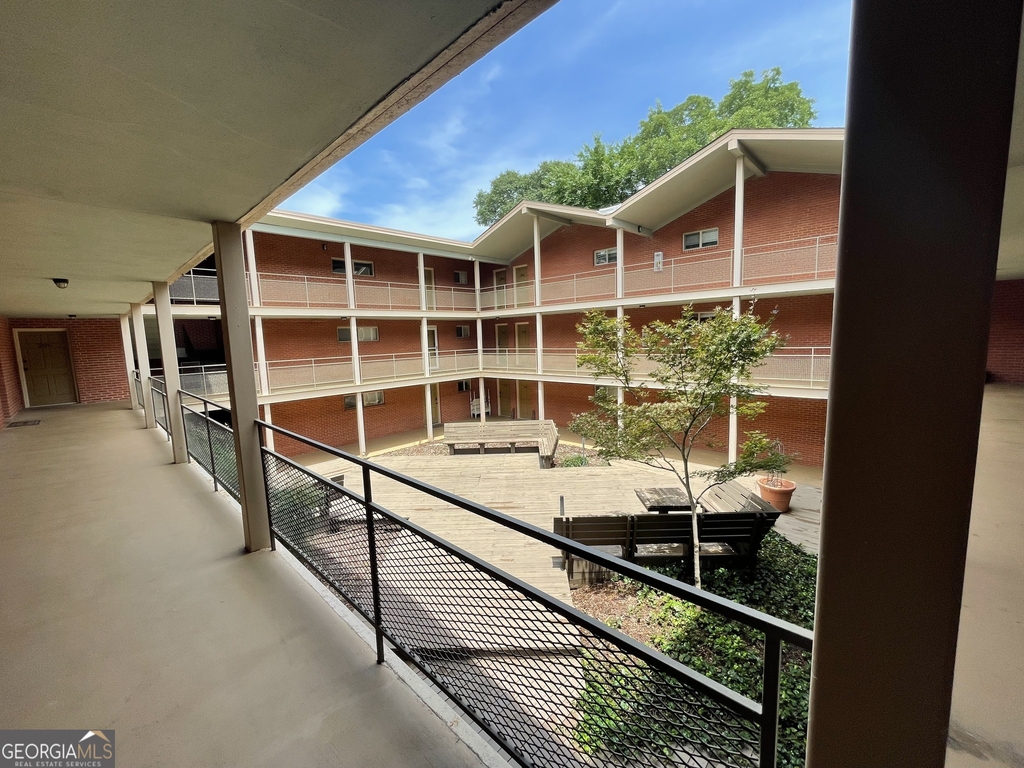 250 Little Street - Photo 0