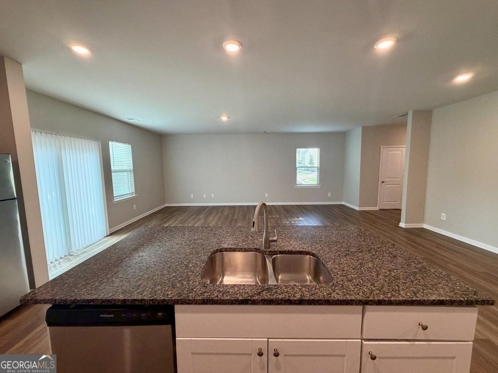 3128 Baylor Circle - Photo 6