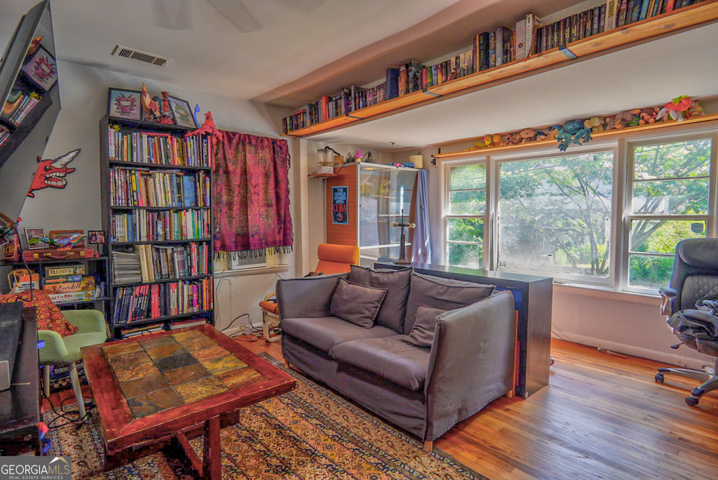 665 Branch Street - Photo 2