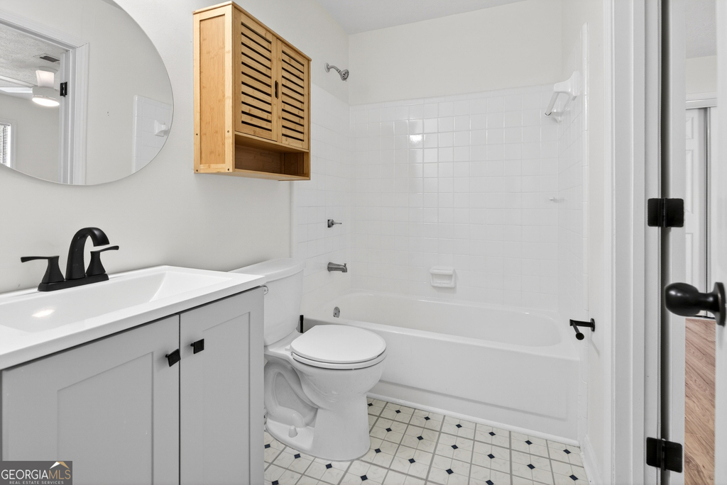 11525 Matthews Trail - Photo 21