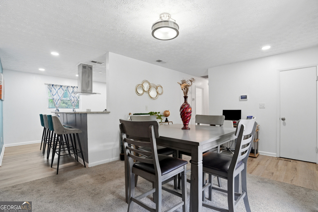 405 King Arthur Court - Photo 4