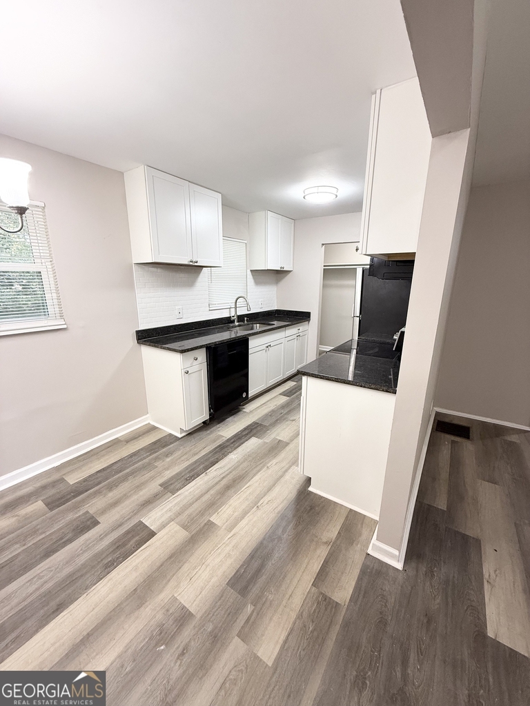 207 Custer Circle - Photo 4