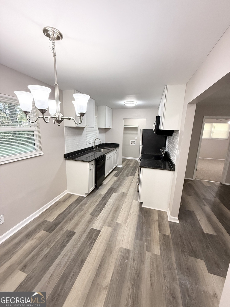 207 Custer Circle - Photo 5