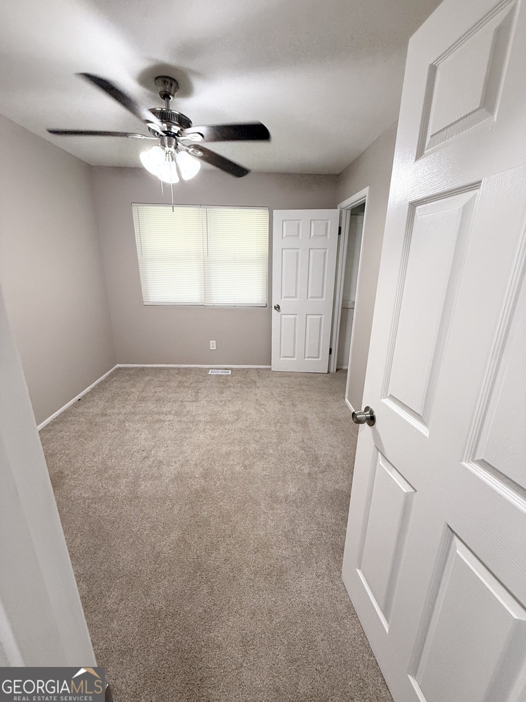 207 Custer Circle - Photo 10