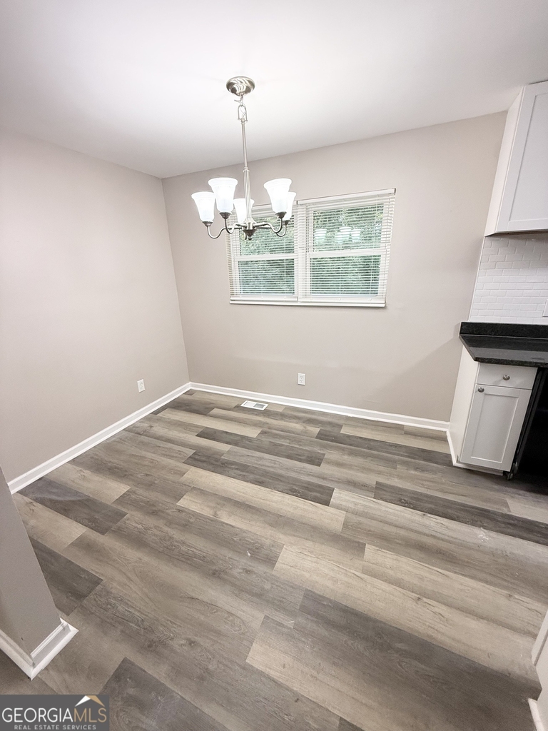 207 Custer Circle - Photo 3