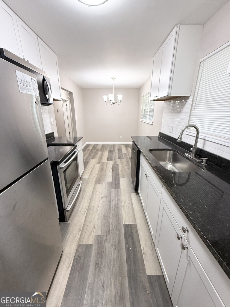 207 Custer Circle - Photo 7