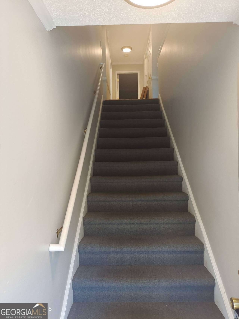 306 Mount Vernon Drive - Photo 2