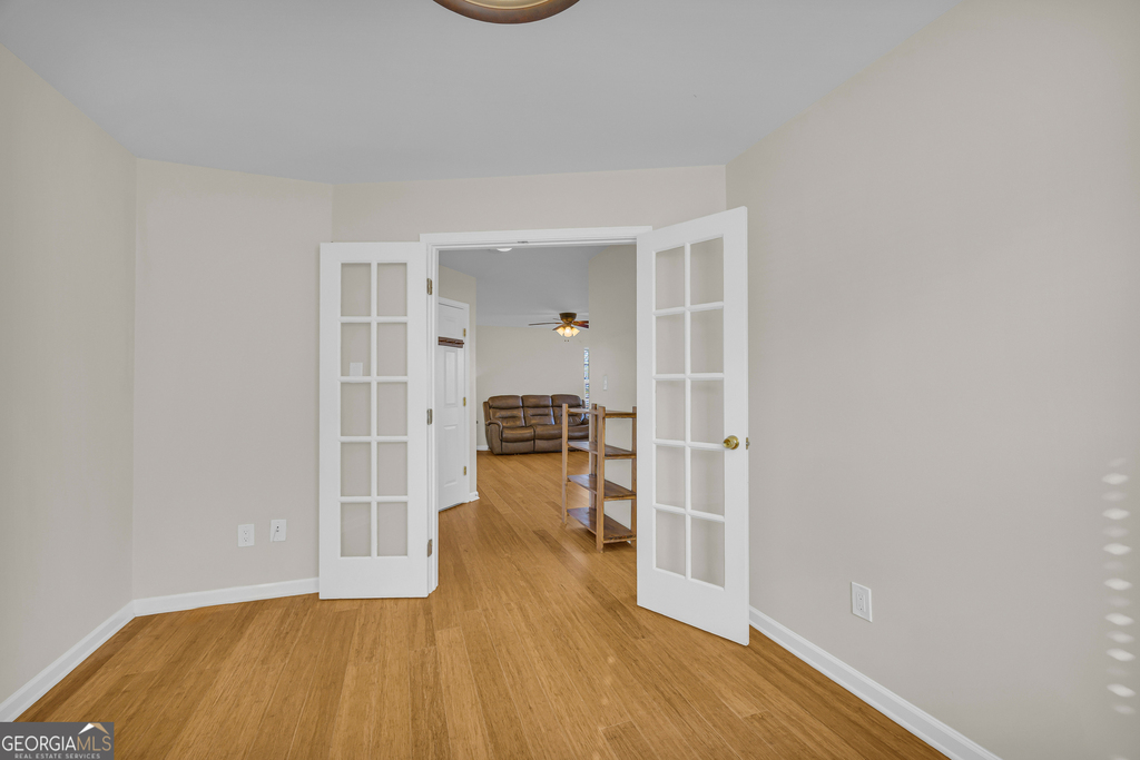 494 Bishop Court - Photo 10