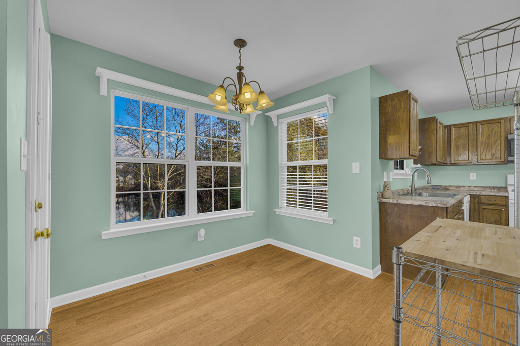 494 Bishop Court - Photo 5