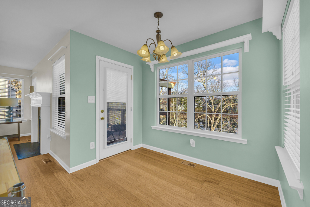 494 Bishop Court - Photo 6