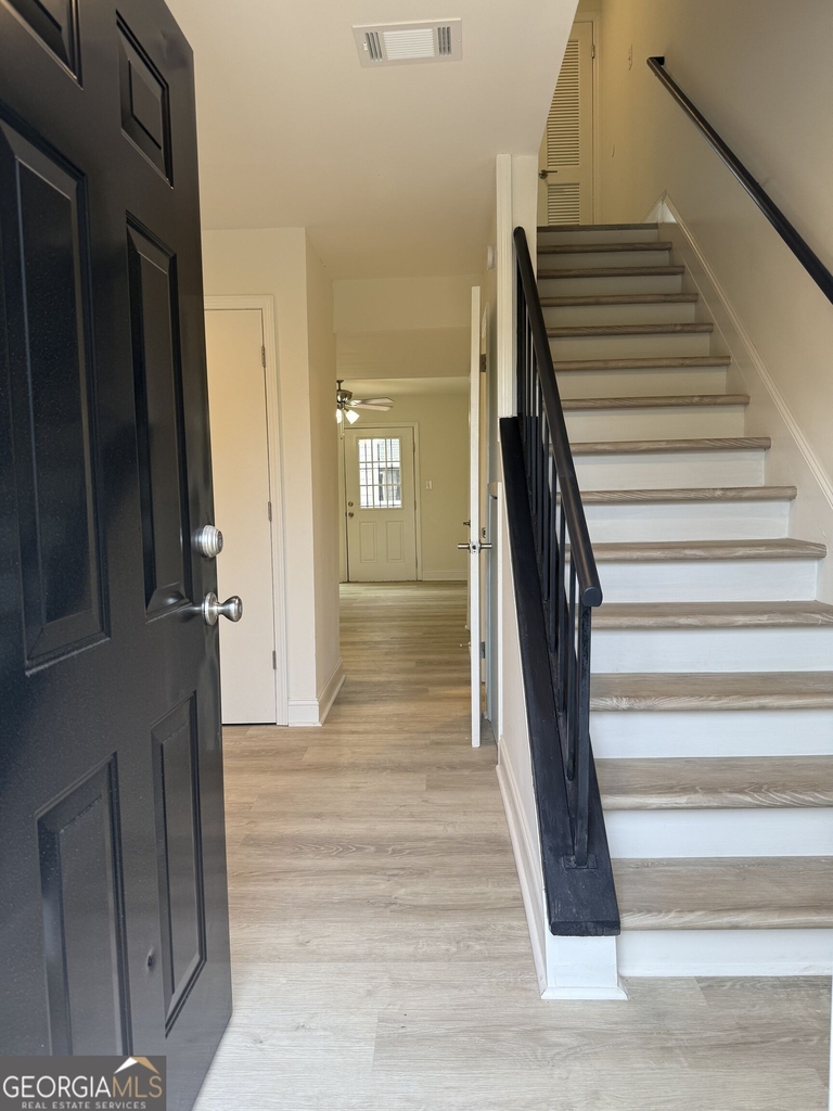 1157 Boulevard - Photo 10