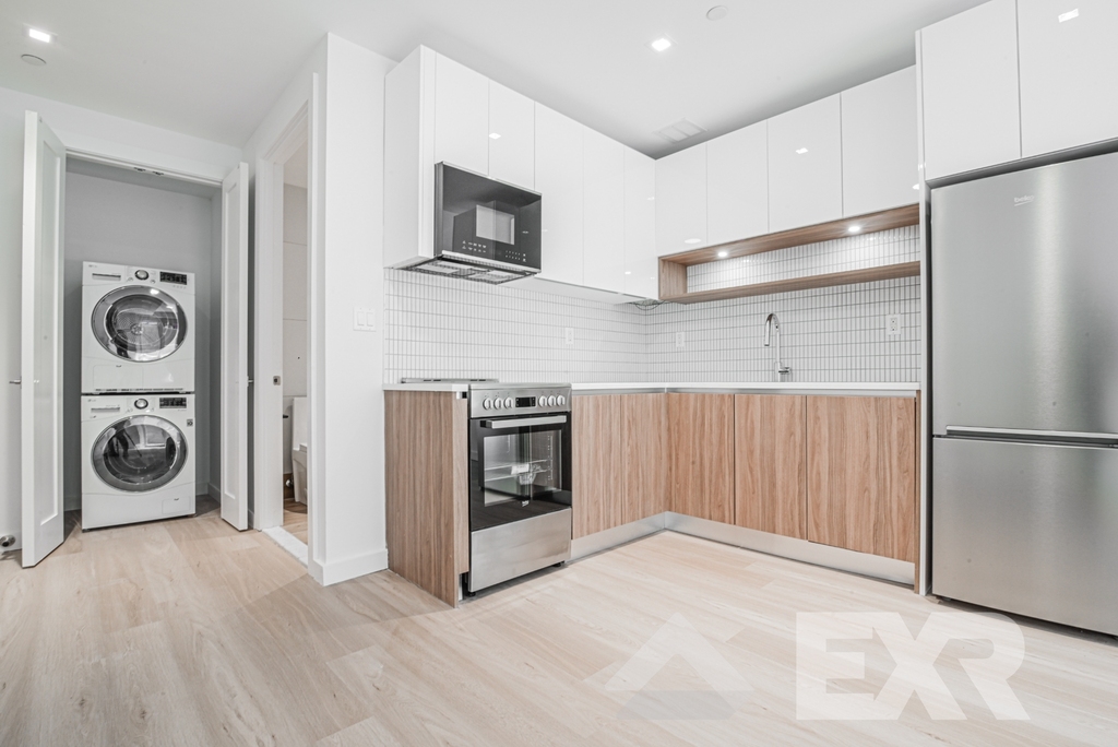 100 Lenox Road - Photo 0