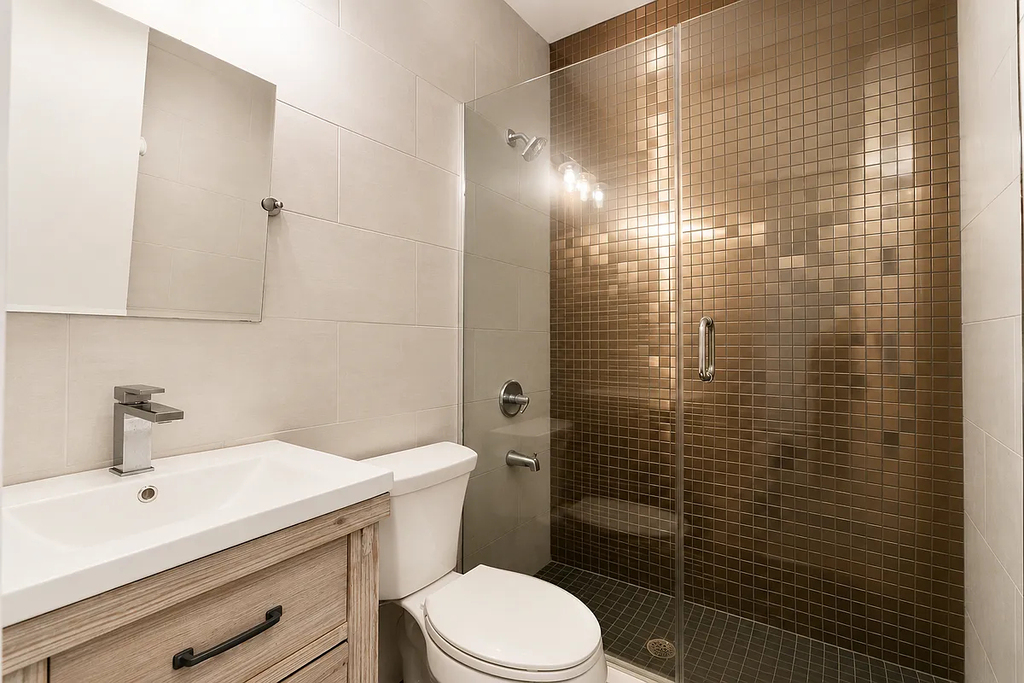 1114 Halsey Street - Photo 10