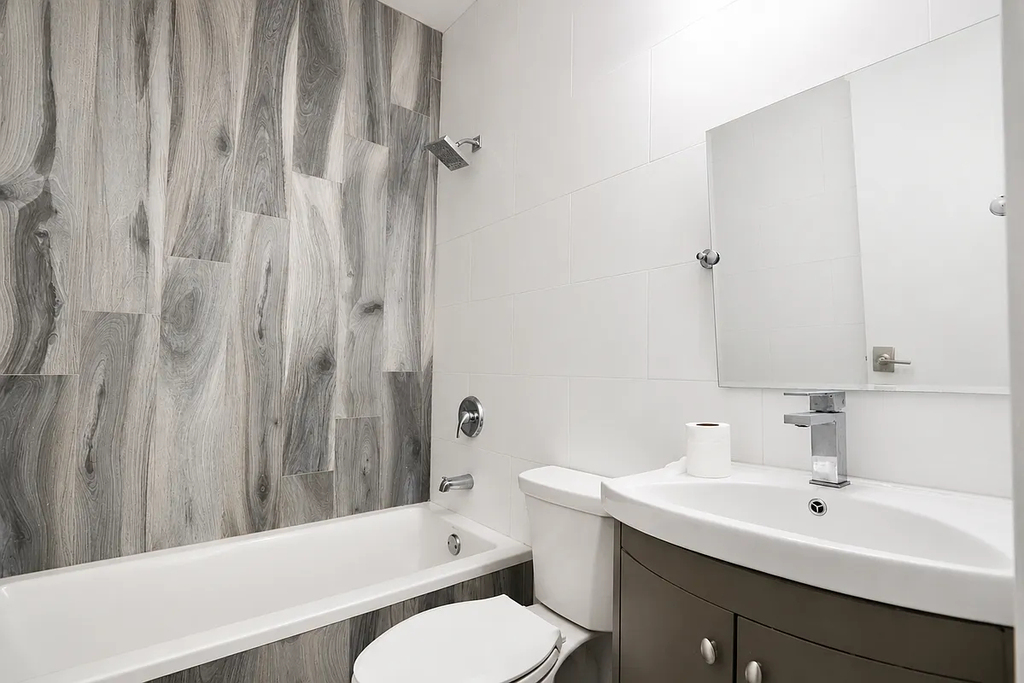 1114 Halsey Street - Photo 9