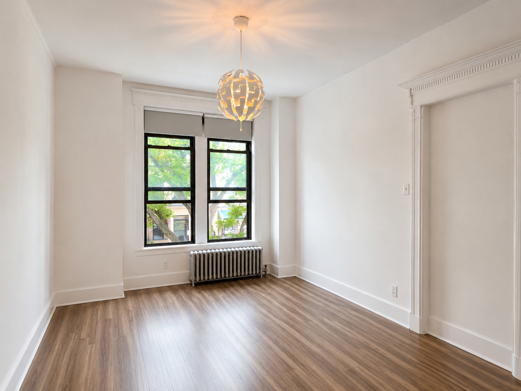 242 East 25th Street - Photo 2