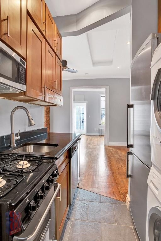 248 Mott Street - Photo 2