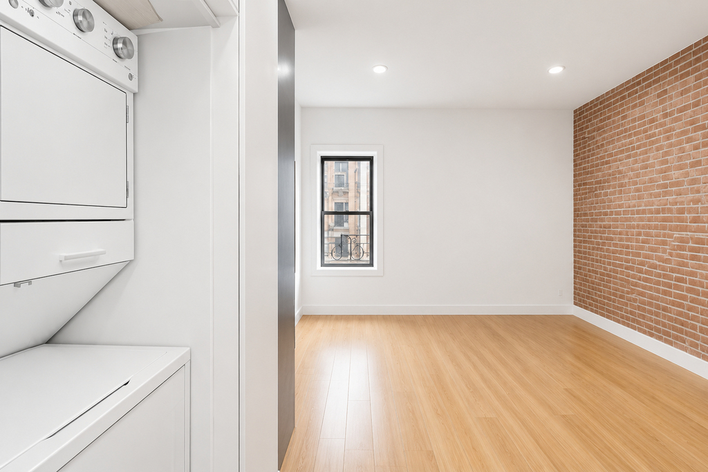 123 Mulberry Street - Photo 2