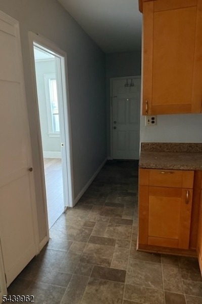 434 Brook St - Photo 3