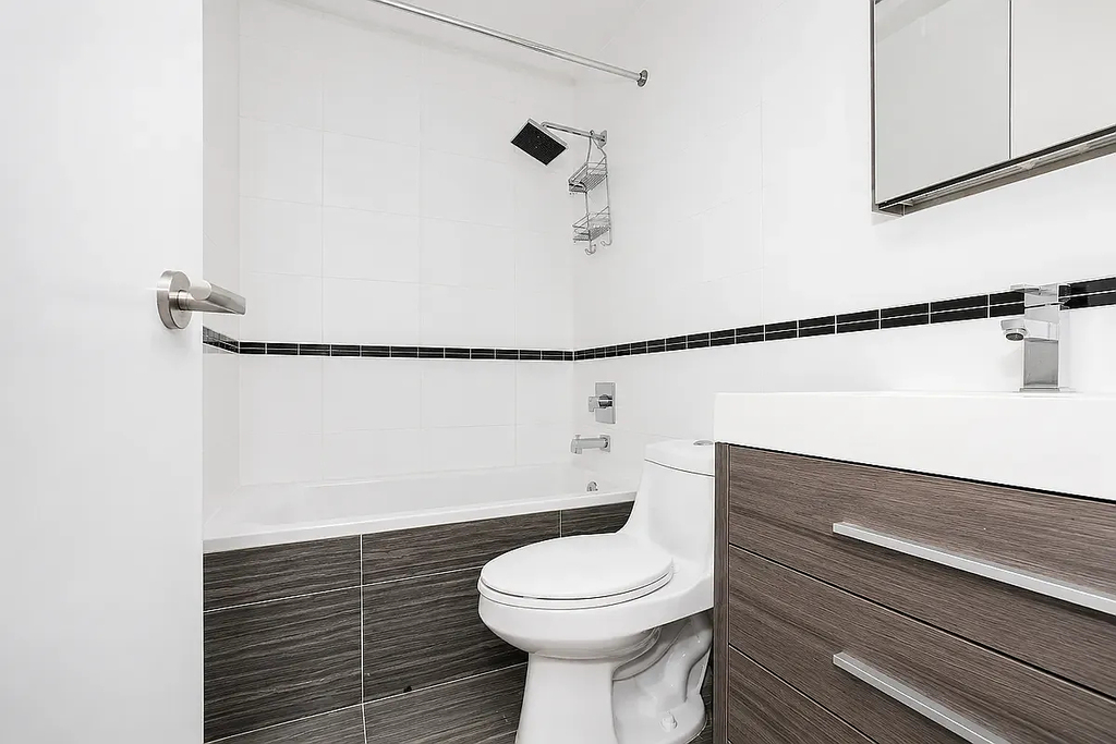 1100 Dekalb Avenue - Photo 9