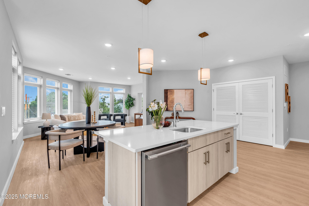 120 Monmouth Street - Photo 8