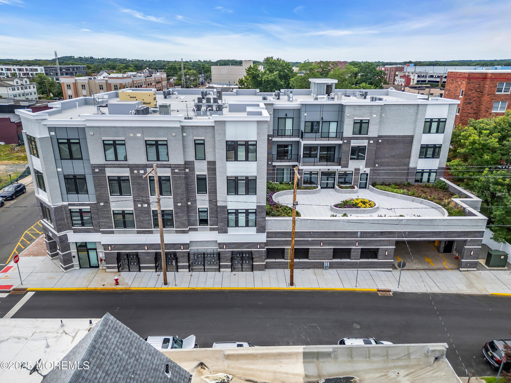 120 Monmouth Street - Photo 36