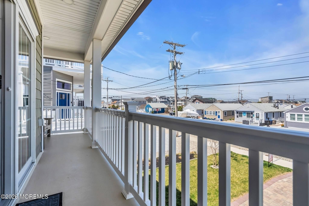 39 20th Avenue - Photo 8