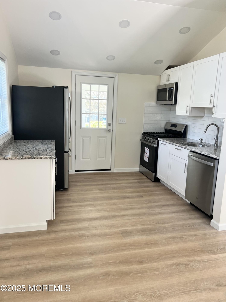 115 Parker Avenue - Photo 5