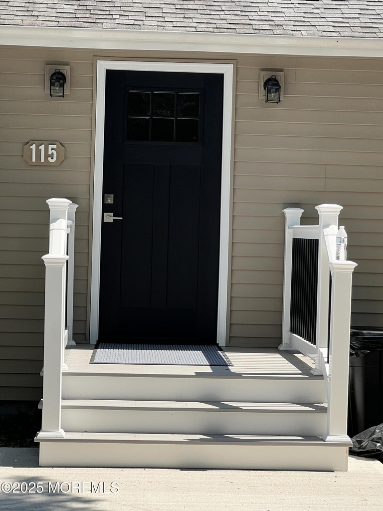 115 Parker Avenue - Photo 2