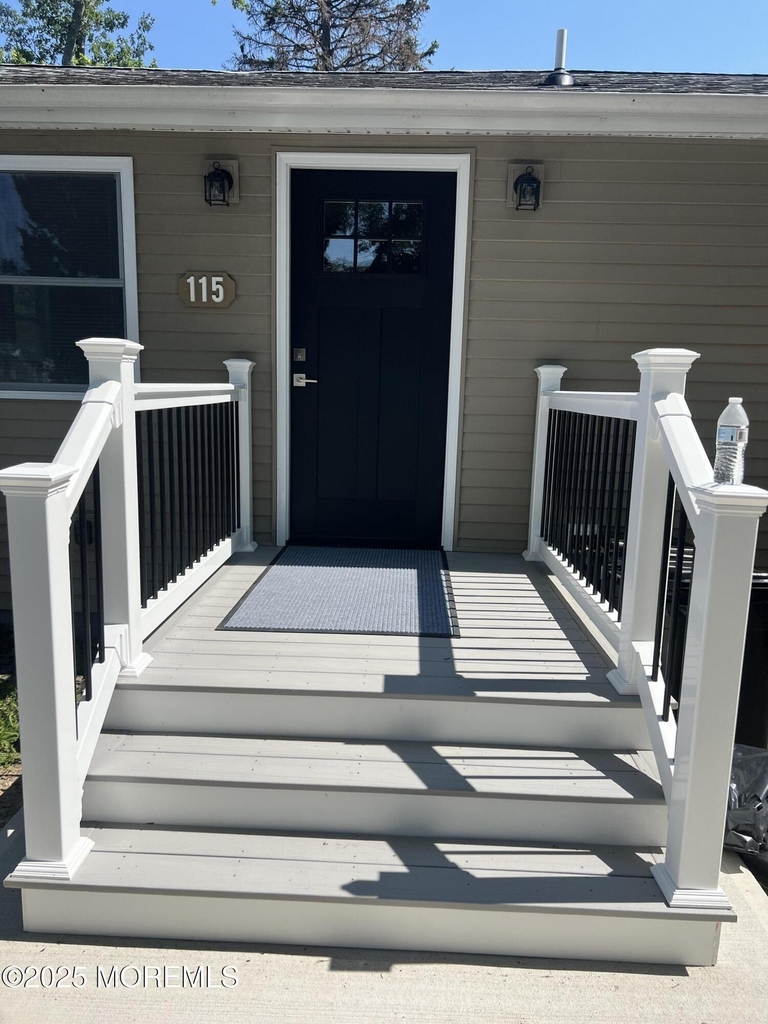 115 Parker Avenue - Photo 3