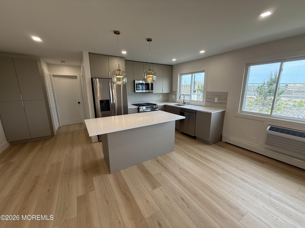 1 Ocean Avenue - Photo 2
