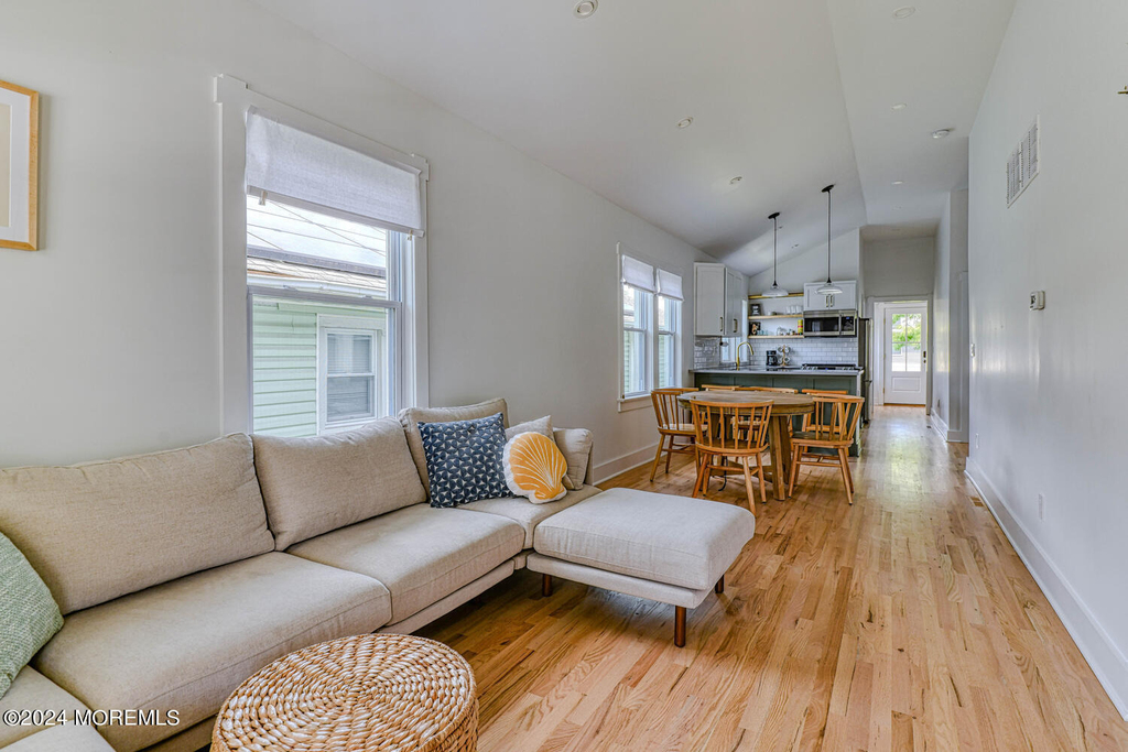 1225 6th Avenue - Photo 4