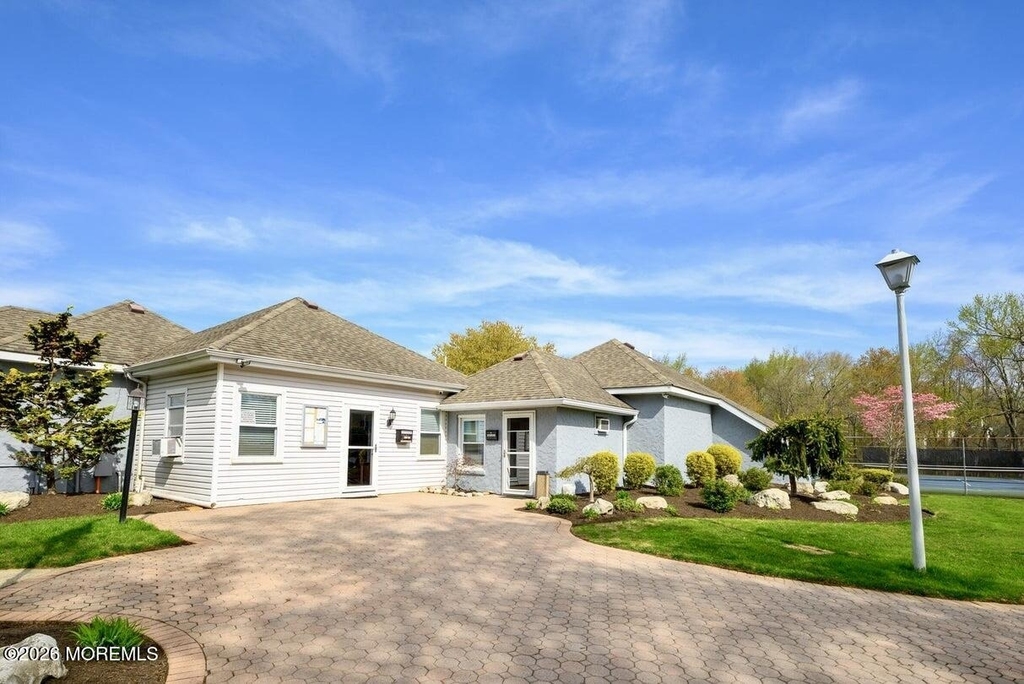 413 Yorkshire Place - Photo 19