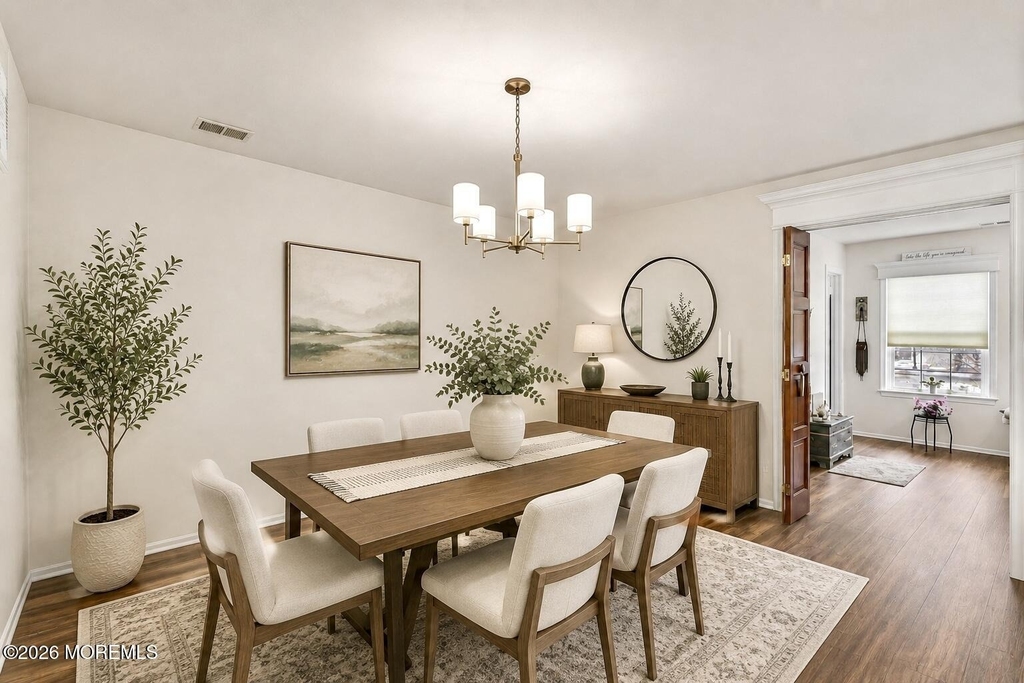413 Yorkshire Place - Photo 3