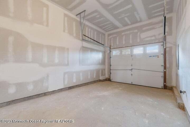 221 Brighton Avenue - Photo 17