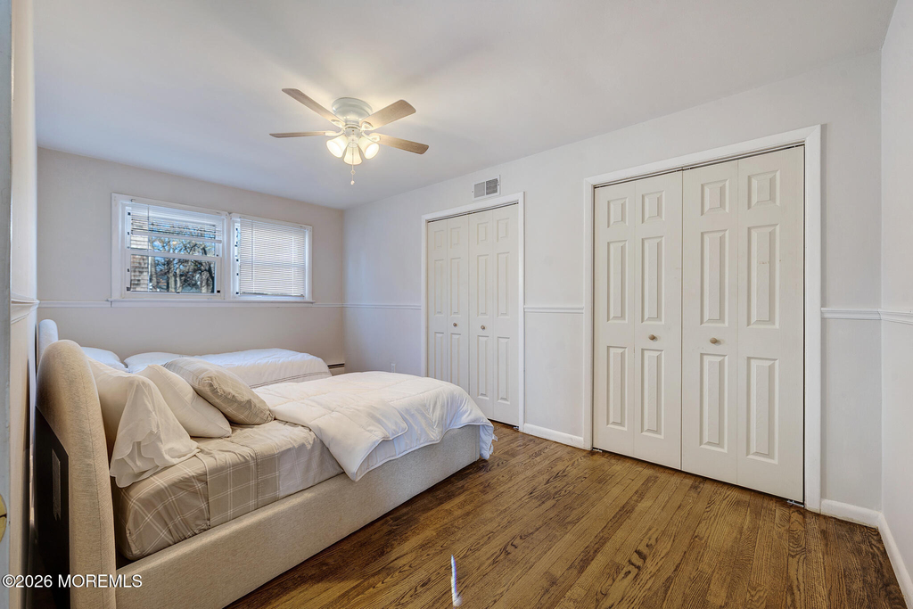 351 Hollywood Avenue - Photo 9