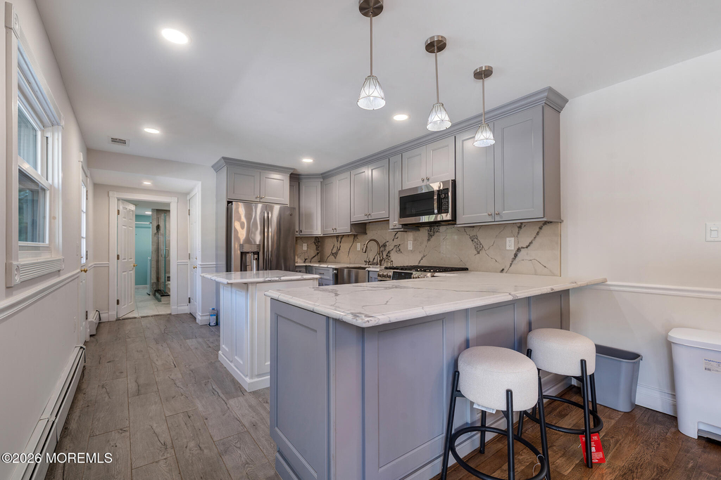 351 Hollywood Avenue - Photo 6