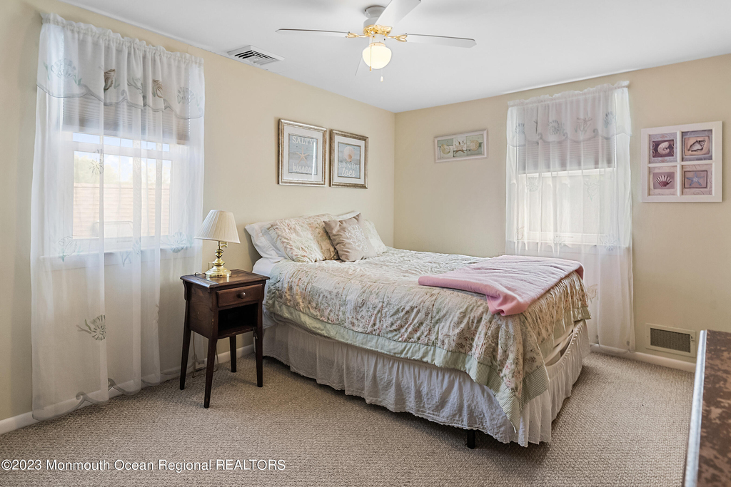 57 Ocean Avenue - Photo 17