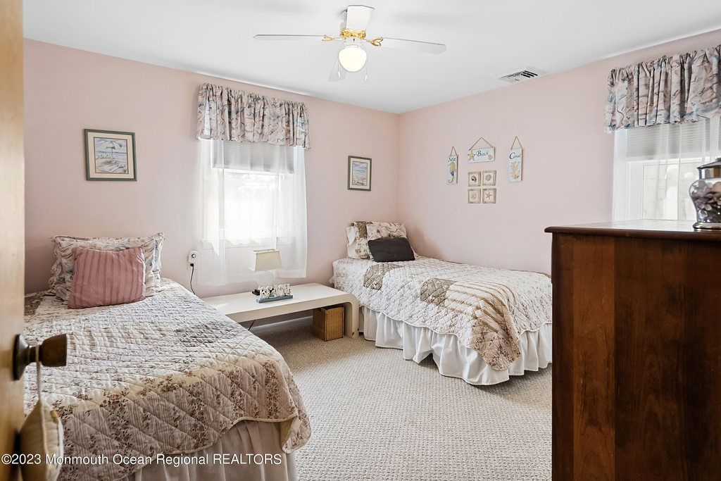 57 Ocean Avenue - Photo 18