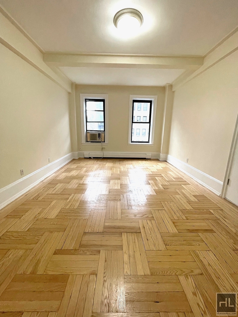 West 79 Street - Photo 3