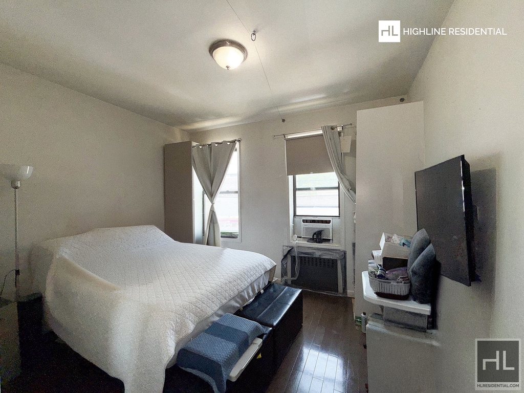 11 Street - Photo 1