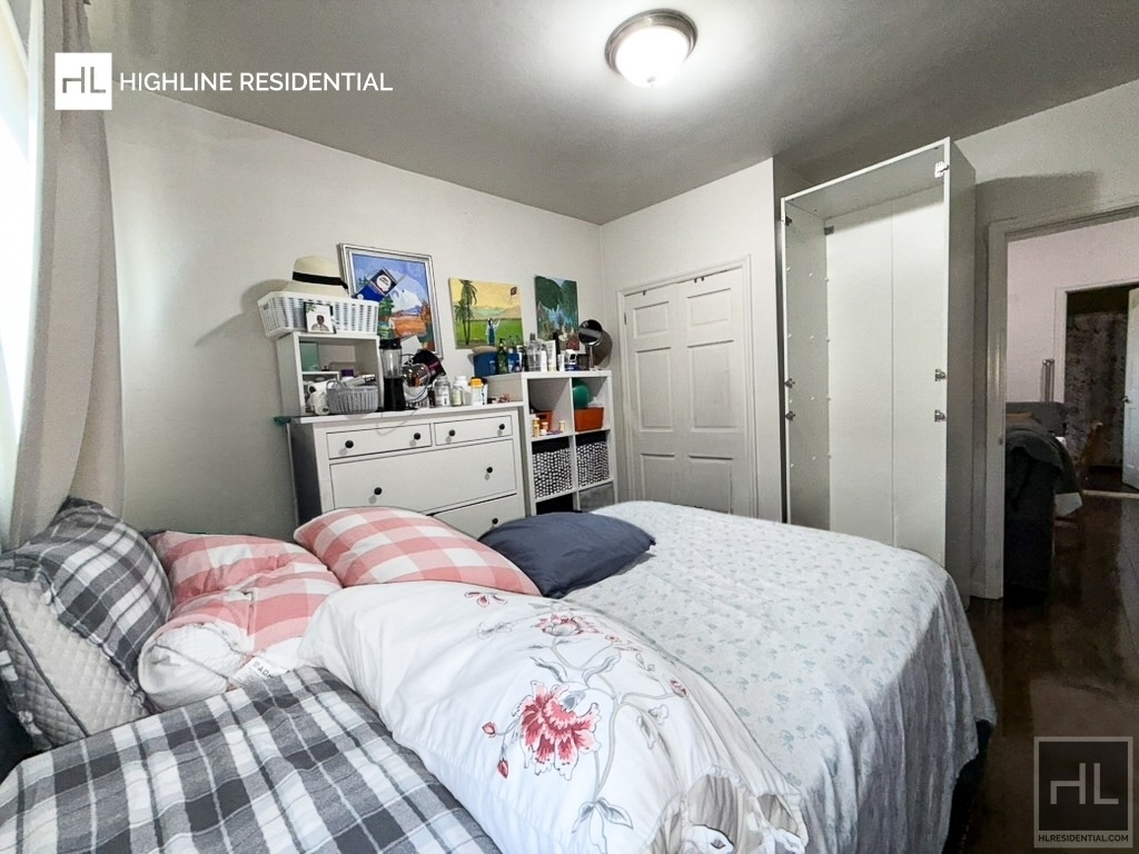 11 Street - Photo 2