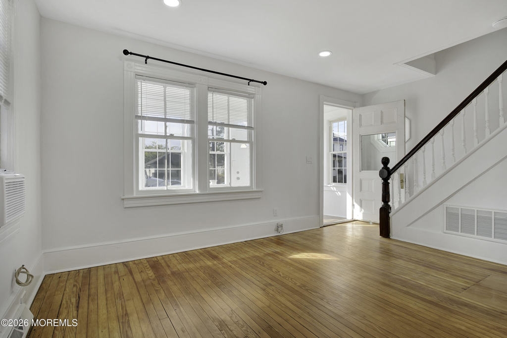 52 Leonard Street - Photo 3