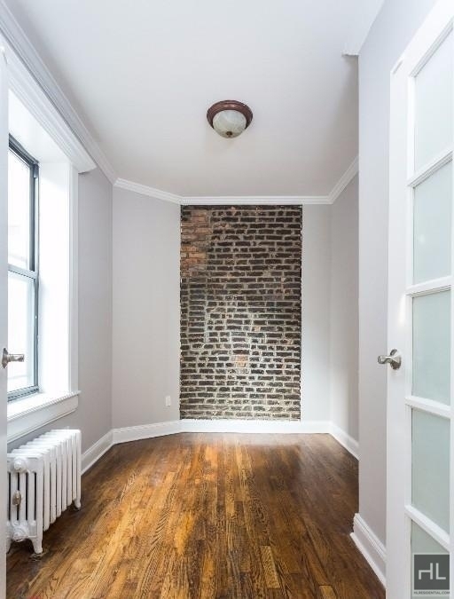 E 13th St. - Photo 4