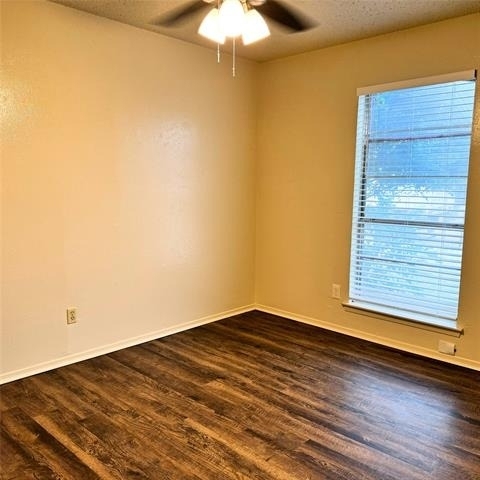 628 Taylor Court - Photo 16