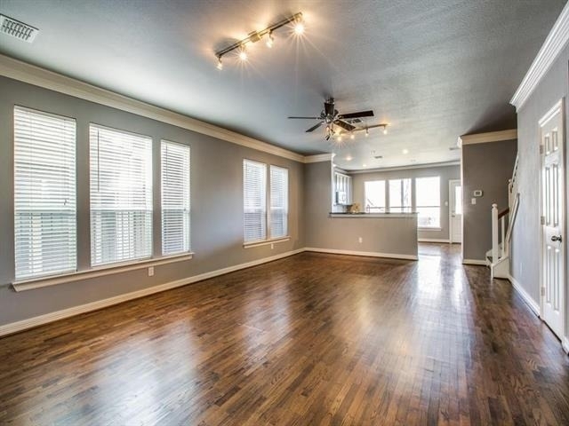 2330 Throckmorton Street - Photo 2
